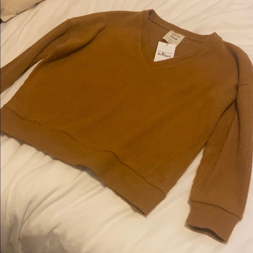 Never been worn amber sweater